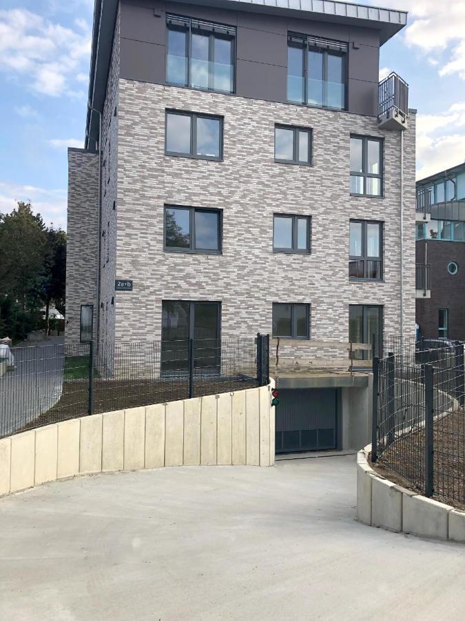 Familienfreundliche Neubauwohnung Mit Terrasse Hamburg Exterior photo